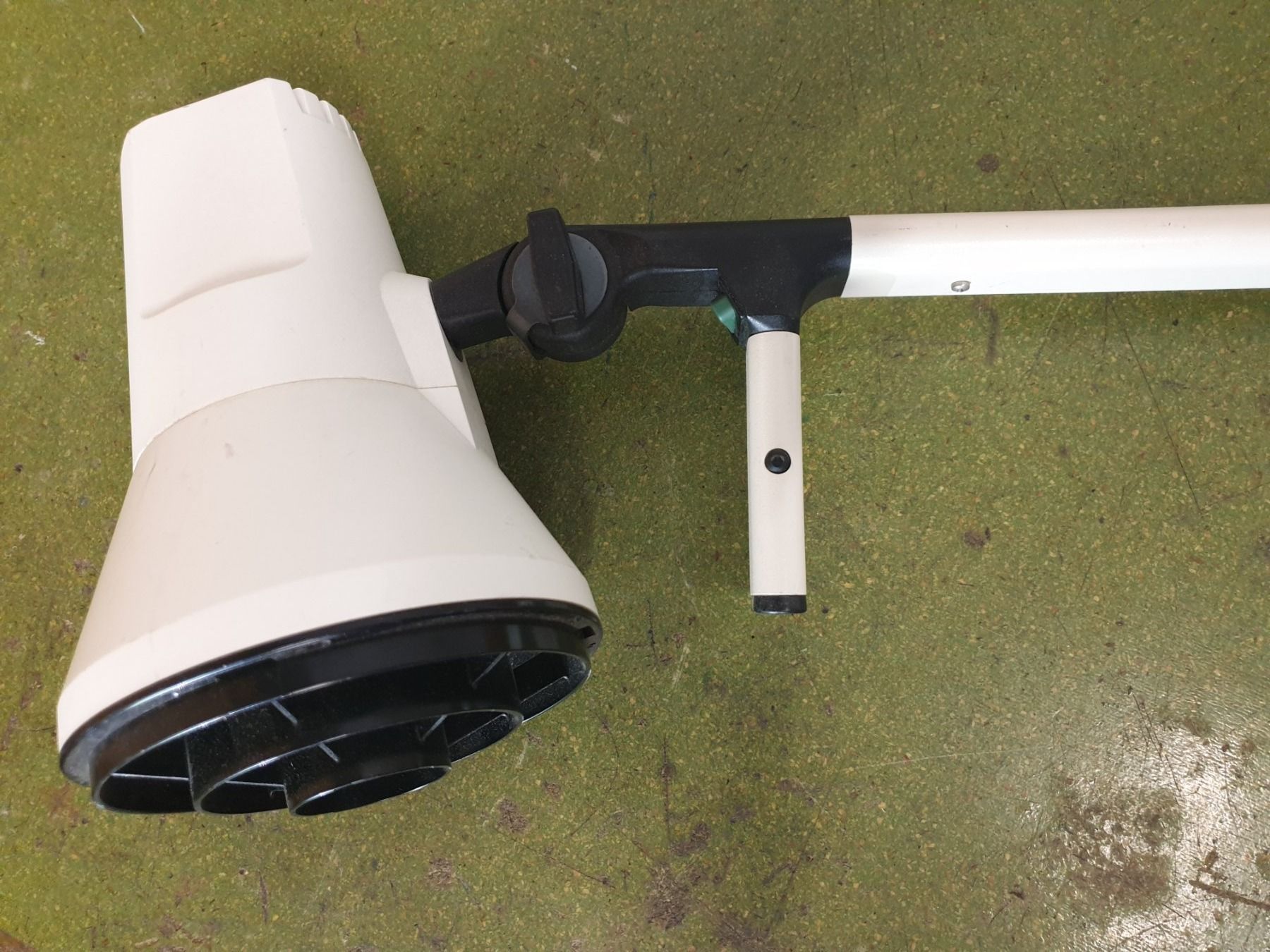 Lampade: Werkstattlampe – Usato da Niederdorf venduto da tatikin 1