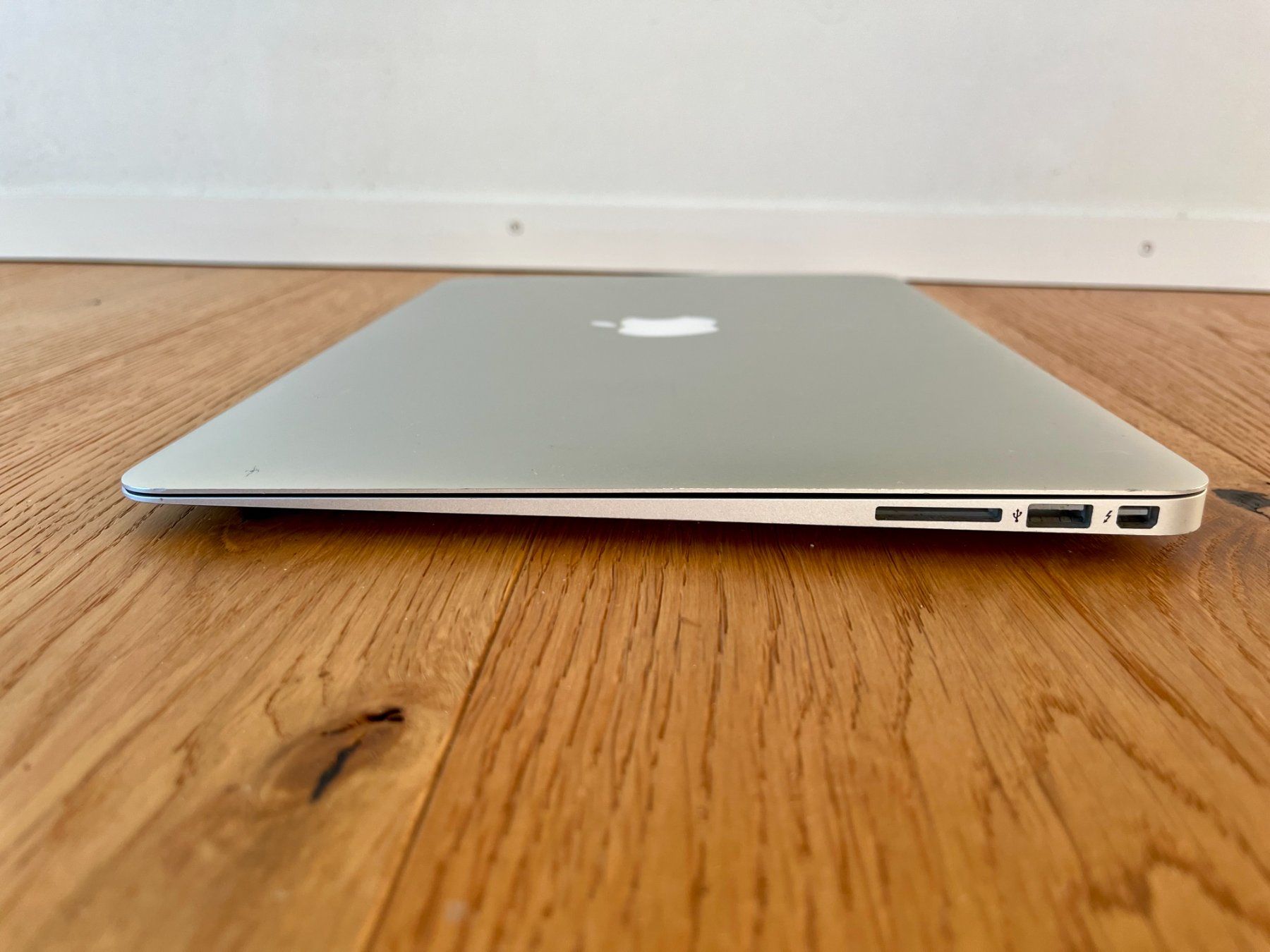 Apple Notebooks: Apple MacBook Air 13" mit Linux Mint sofort startklar! – Gebraucht aus Weinfelden von FranzM28 4