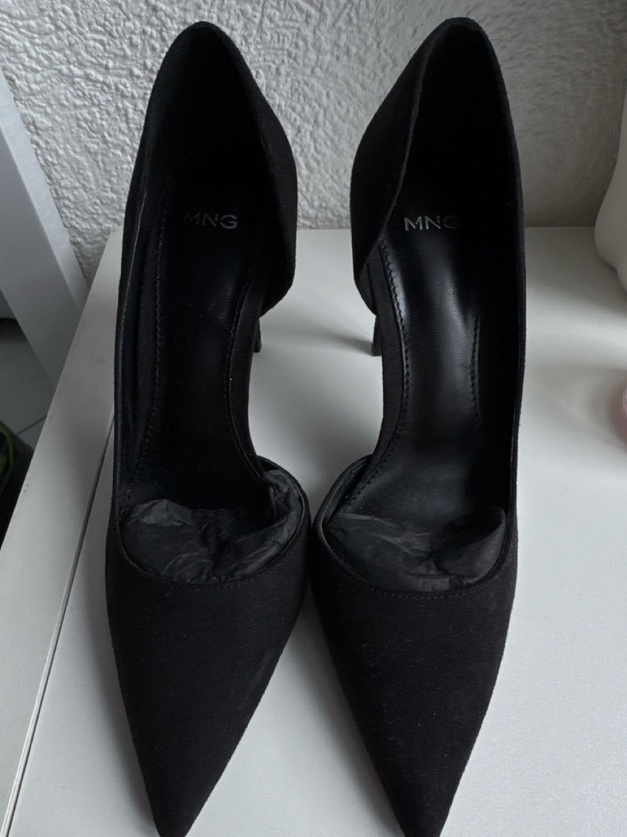 Mango Scarpe da donna: Escarpins noirs MANGO - Taille 35 - Élégance assurée! – Nuovo (secondo la descrizione) da Malleray venduto da sam_9bkx