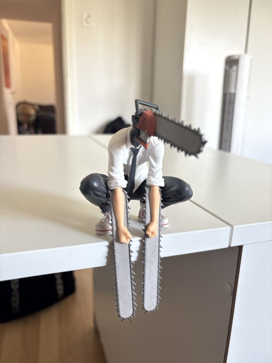 Statuette: Chainsaw Man Figur – Usato da Zürich venduto da Yeseyasi