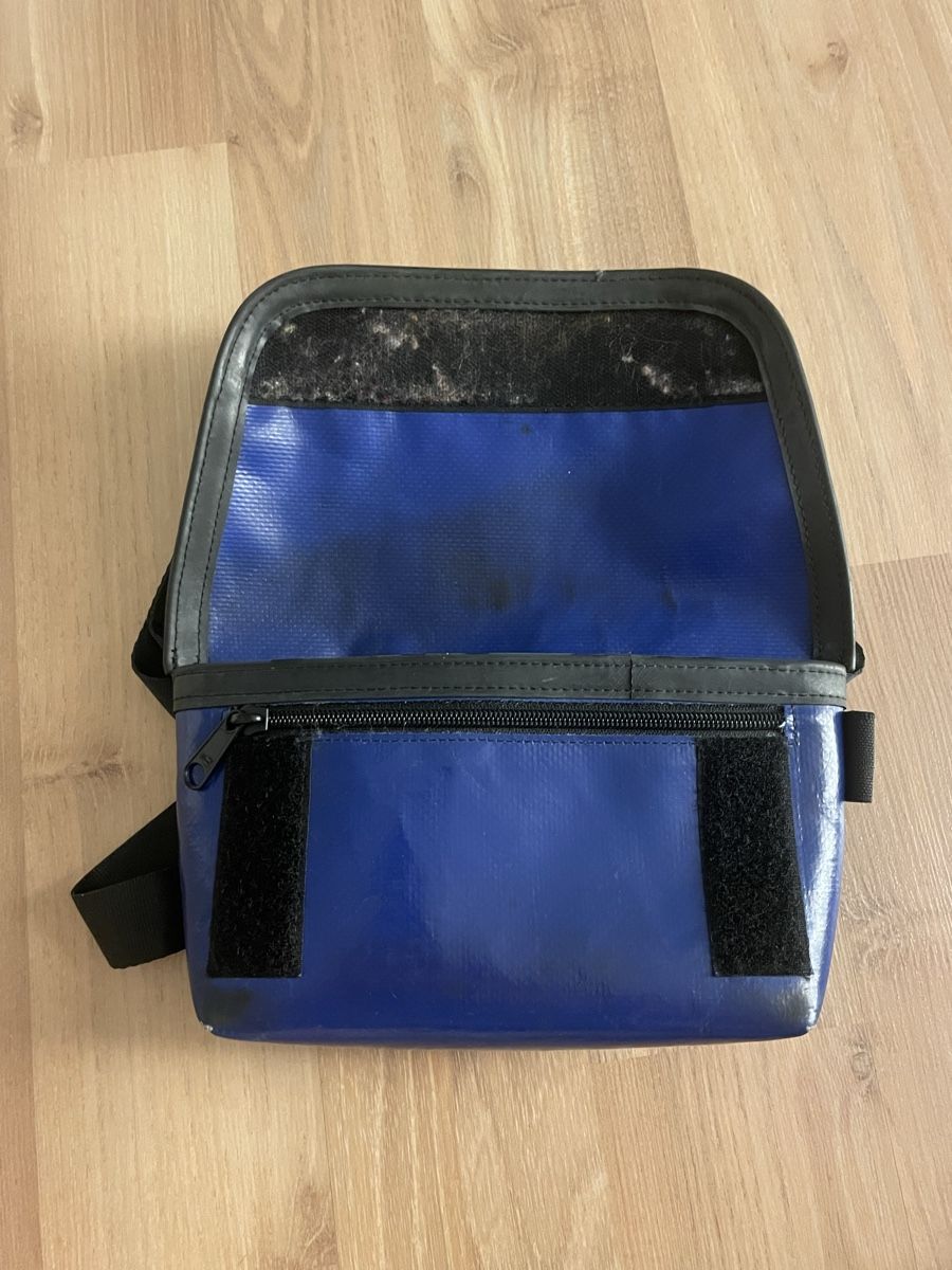 Freitag Borse: Freitag Messenger Bag Blue Yellow Red used condition – Usato da Steffisburg venduto da lea_mgl2 4