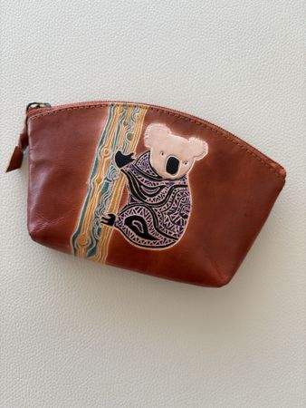 leather wallet , Australia