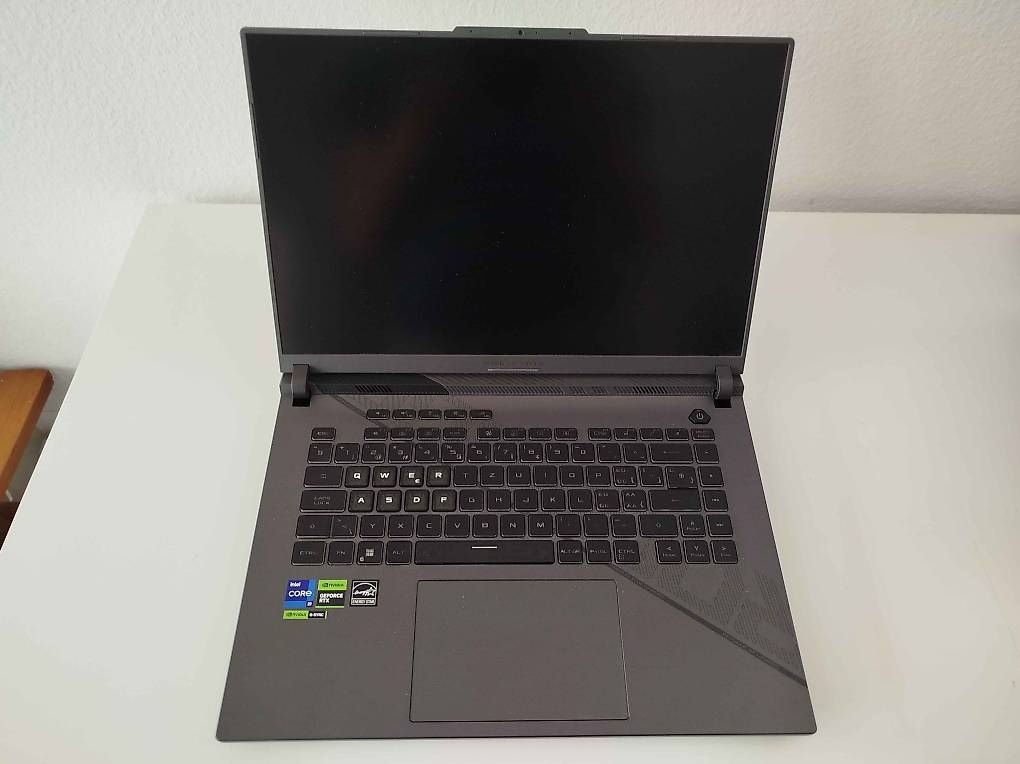 Asus Notebook: ASUS ROG Strix G16 RTX 4060 – Usato da Lichtensteig venduto da dob_wp2z