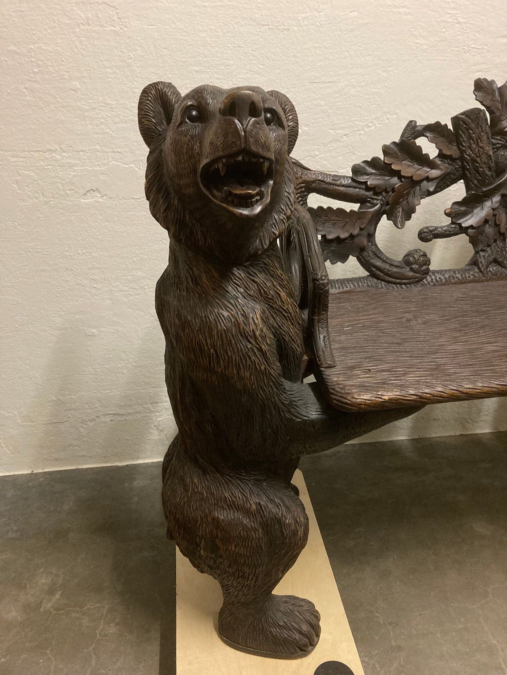Sculture & Statue: Sitzbank wohl Brienzer Bären – Usato da Schönenwerd venduto da Comtoise 1
