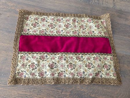Dekorative Vintage Blumen Platzdeckchen