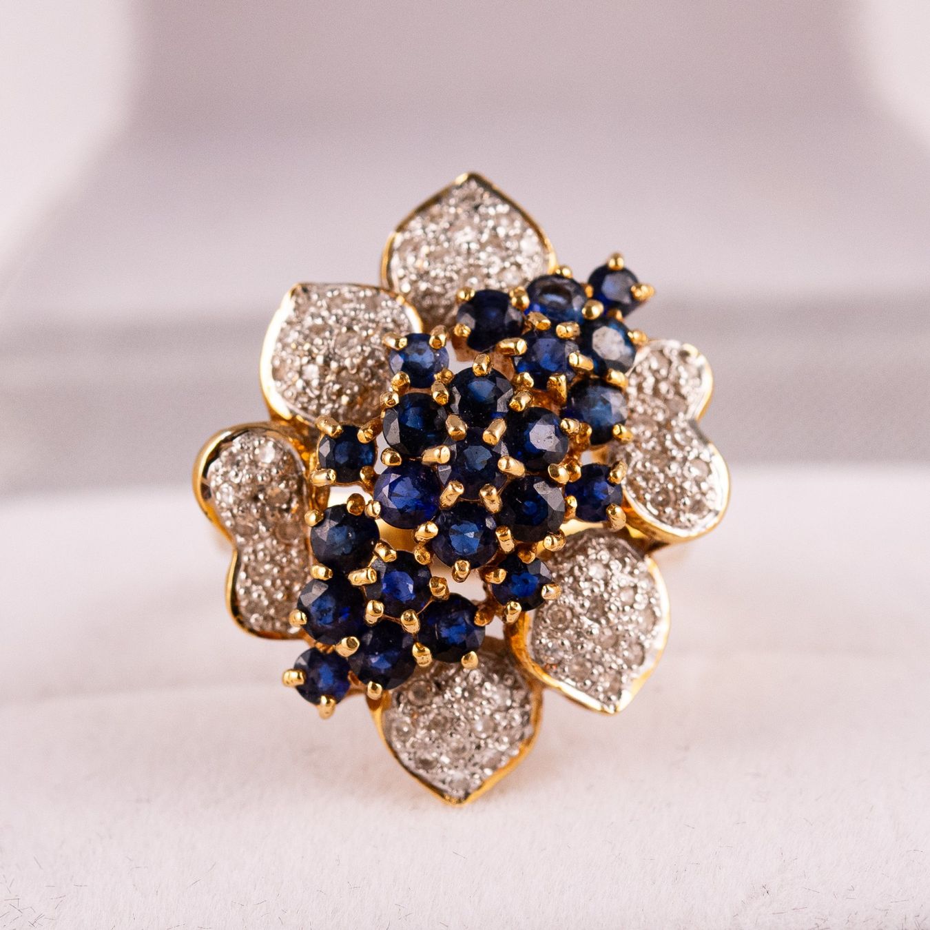 Anelli: Sapphire Diamond Ring 18k Yellow Gold – Usato da Luzern venduto da PrimeSwissTime 2
