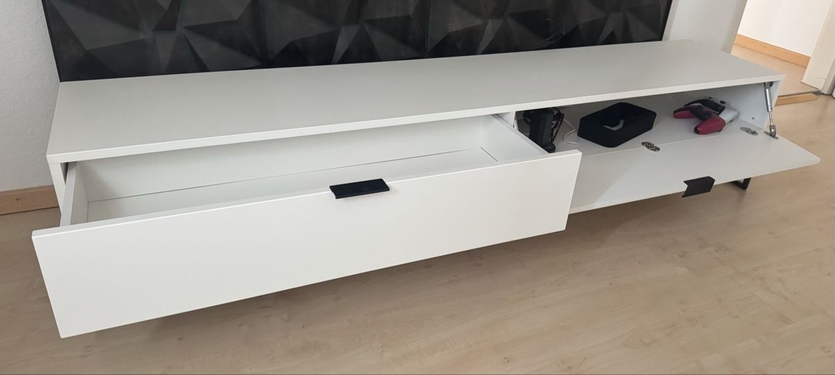 Meubles TV: TV Möbel – D'occasion à Dübendorf par TurboUno 2