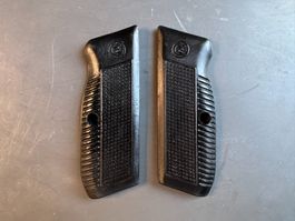 Triple K Mfg CZ-75 retro griffschalen