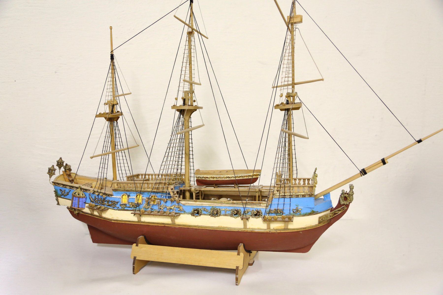 Kit di modellismo & Modellini statici: Royal Caroline Modellschiff – Usato da Reinach BL venduto da Han-Numismatik 1