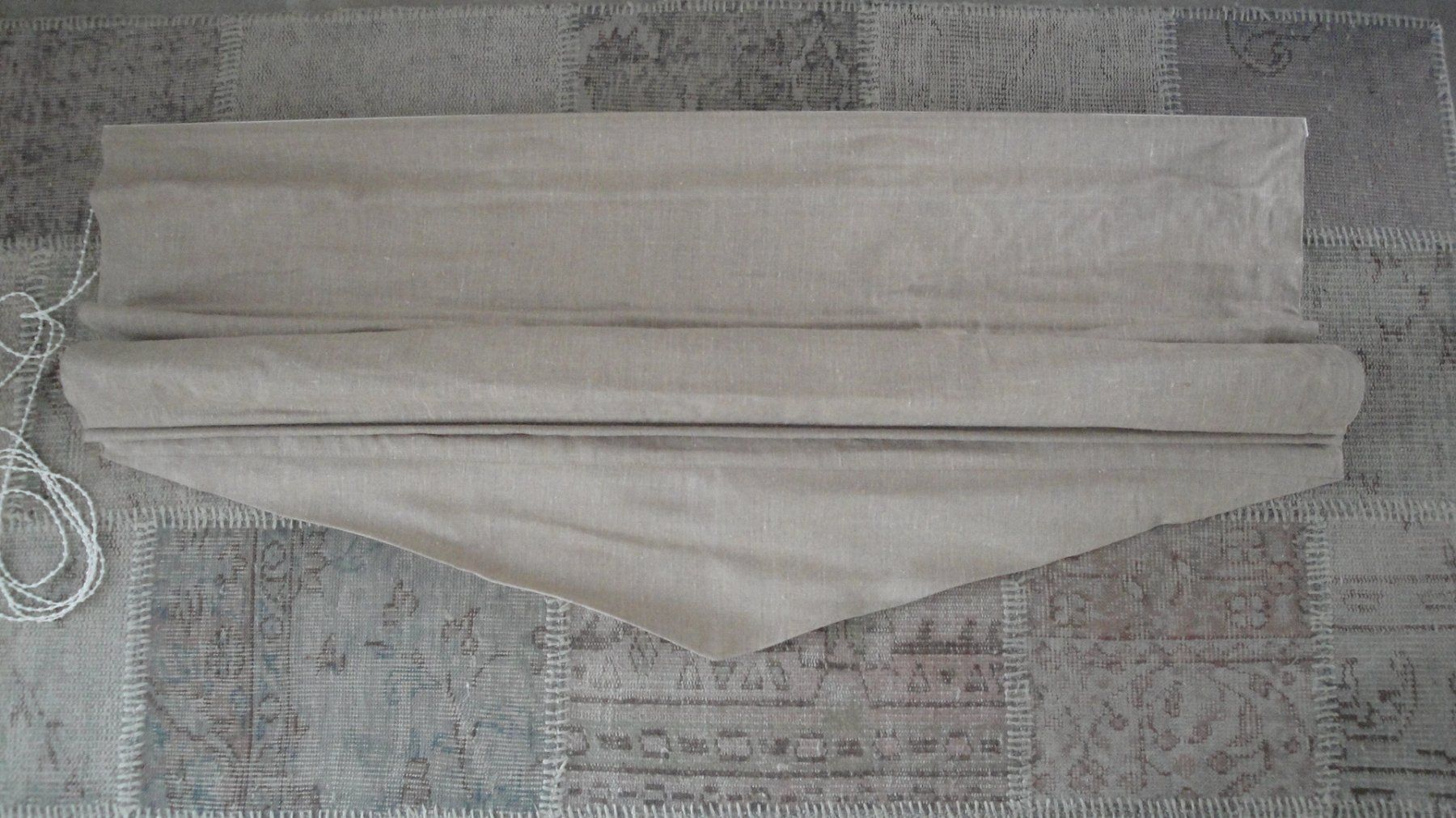 Tende: Hochwertiger Leinenrollo 130 x 180 – Usato da Erlenbach ZH venduto da Sondeiwendiz