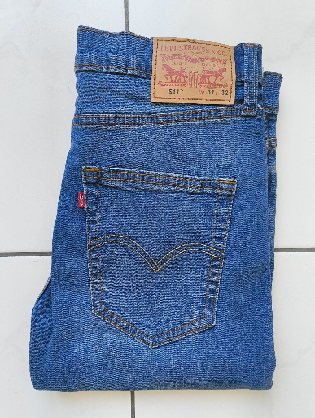 Levi's Jeans: Levi's 511 Jeans, Grösse W31/L32 – Neu und originalverpackt aus Uitikon Waldegg von PJLS1
