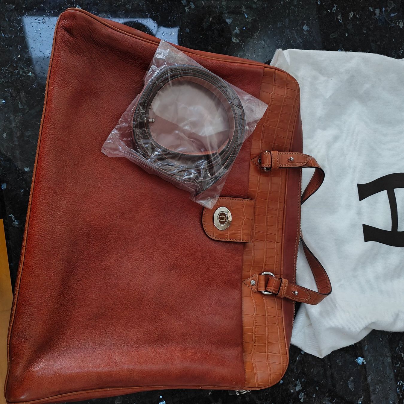 Aigner Valises & Sacs: Aktentasche – D'occasion à Zürich par Mumpfi9 1