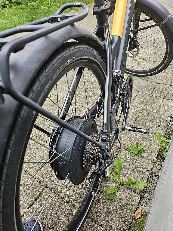 Stromer Biciclette: Stromer ST1 45 km/std, blau akku – Usato da Thun venduto da Plaki 2