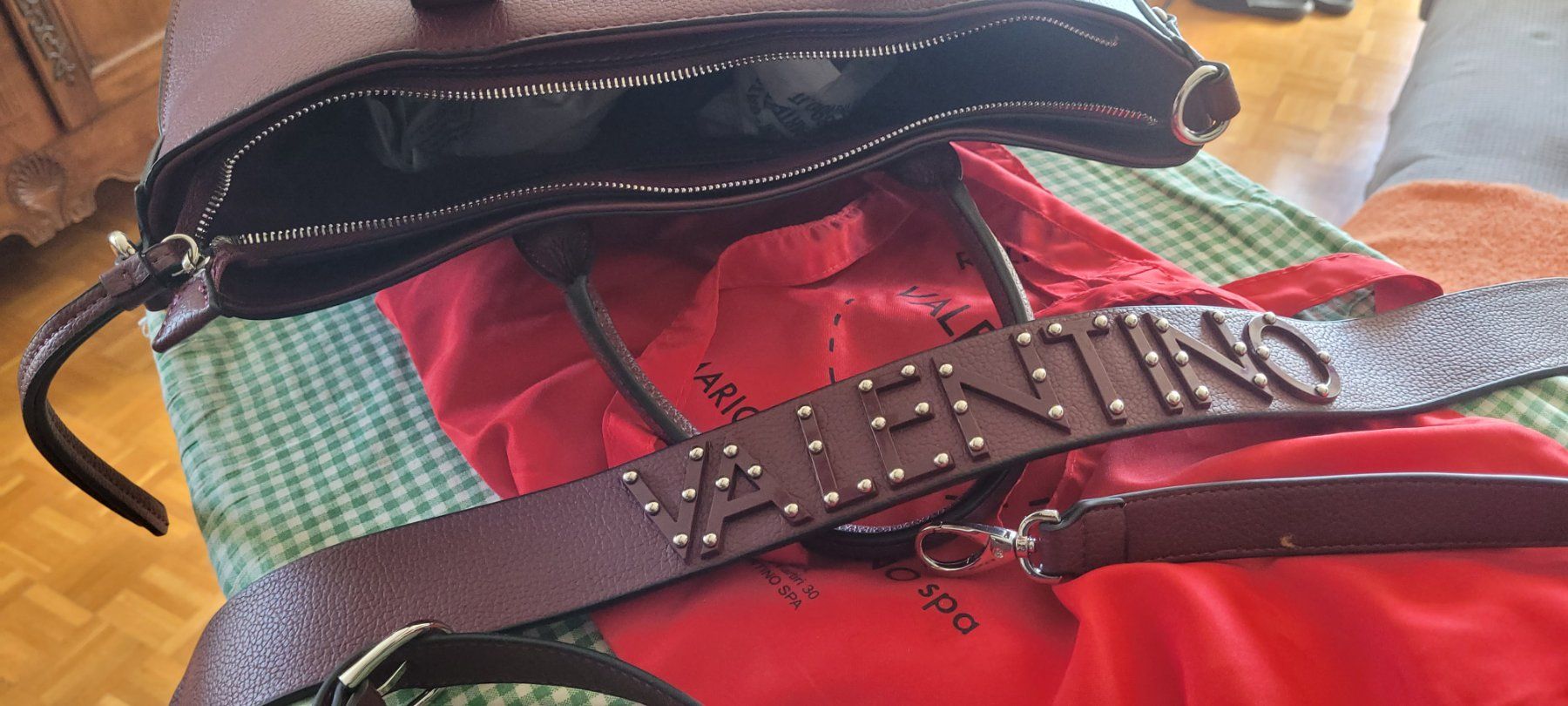 Valentino Taschen für Damen: Sac Valentino – Neu und originalverpackt aus la tour-de-peilz von Hibou82 2