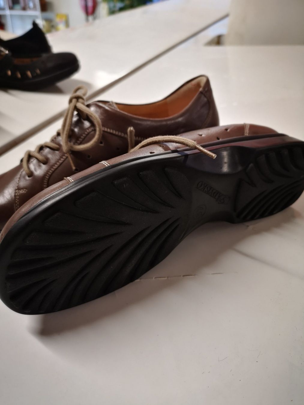 Damenschuhe: Helvesko ladysko – Neu und originalverpackt aus Möhlin von Highwaytom 1