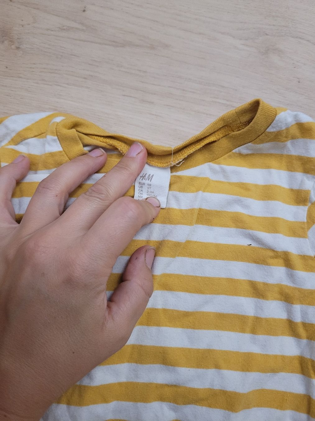 Pullover & Sweatshirts: pulli Gr. 98 – Gebraucht aus Lupsingen von sta_wgg5 1