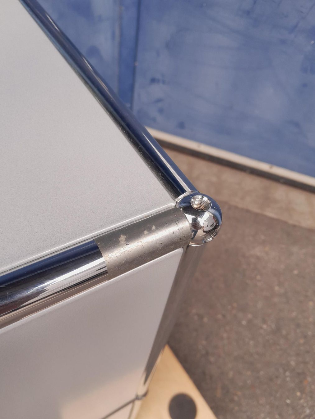 USM Étagères: USM Haller Sideboard / Gestell - Farbe Silber – D'occasion à Männedorf par Bel-view 6