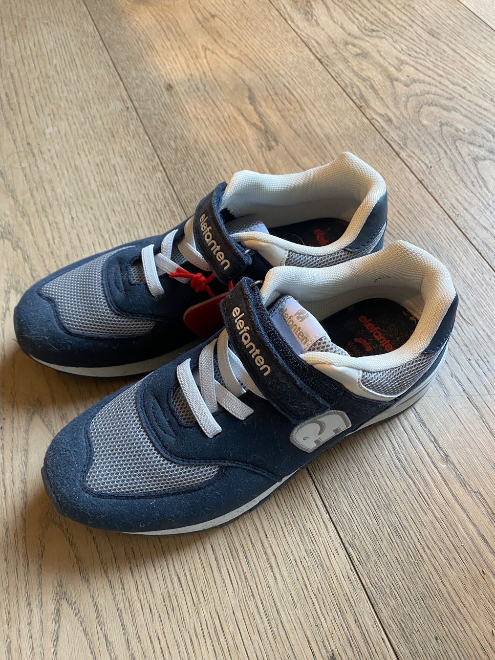 Elefanten Scarpe per ragazzi: Turnschuhe Elefanten, Grösse 35, neu – Nuovo (secondo la descrizione) da Dorf venduto da Jolita_D 1