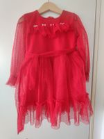 Mädchenkleid in rot