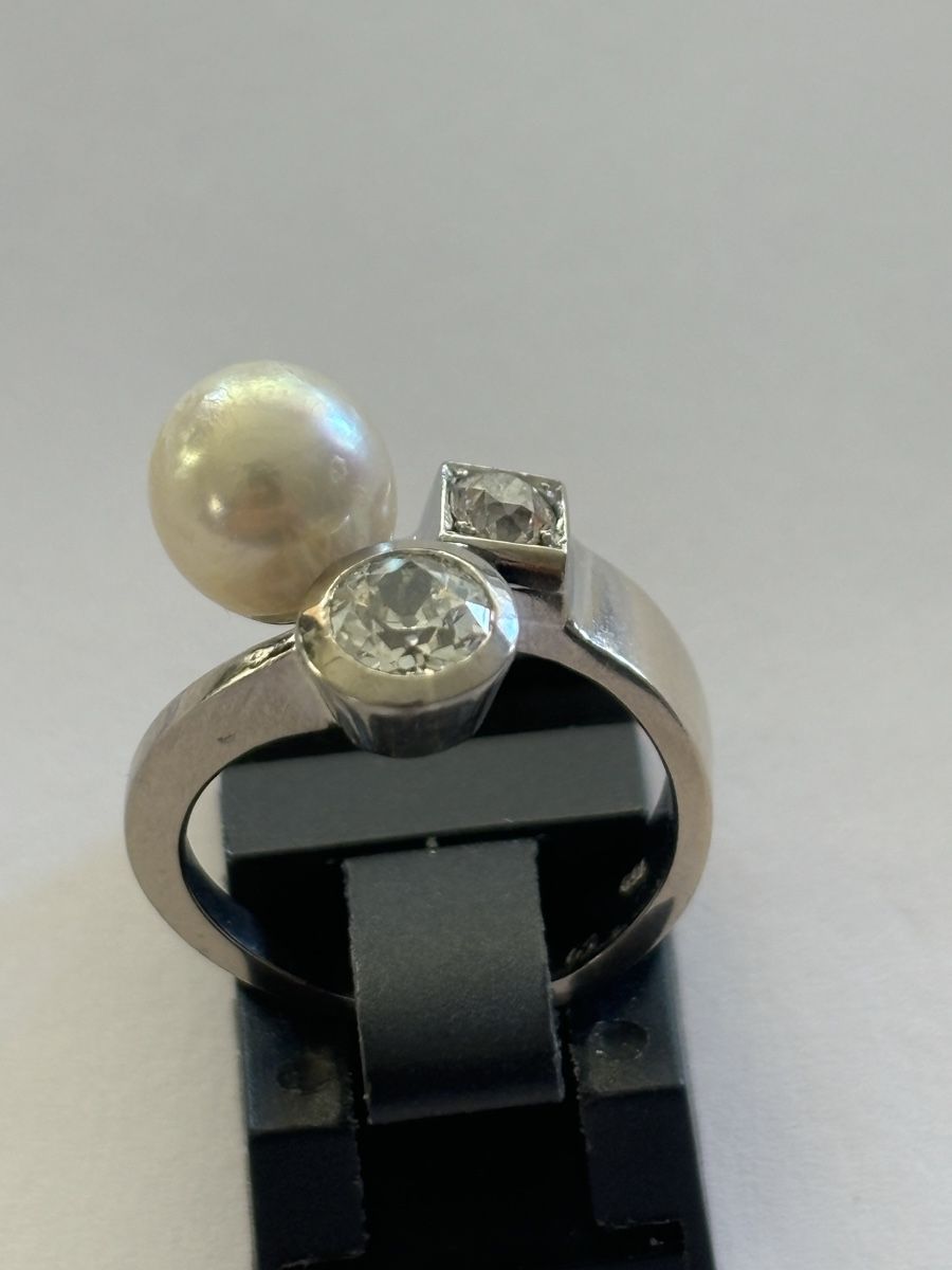 Anelli: Ring Weissgold / Diamanten /Perle 18 Karat – Usato da Langnau am Albis venduto da flusspflege 2