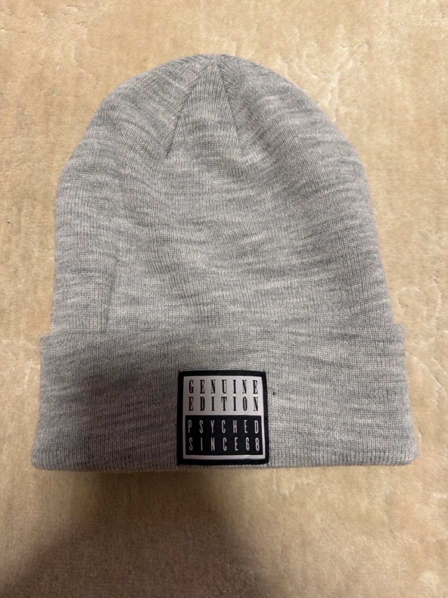 Copricapi, berretti & cappellini: Bonnet H&M gris taille unique – Nuovo (secondo la descrizione) da Fribourg venduto da cat_tb68