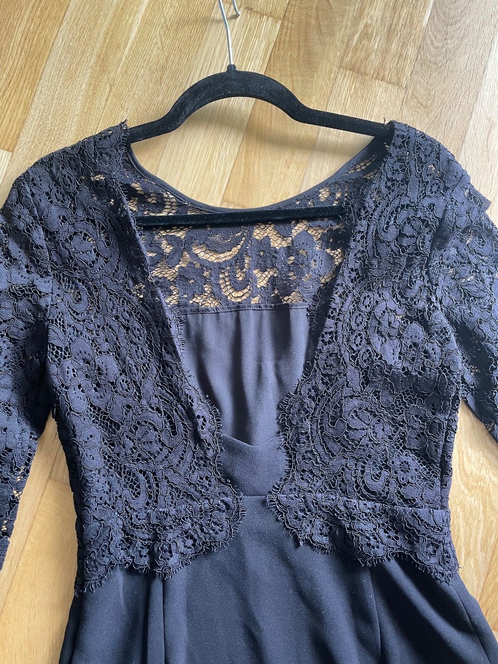 Claudie Pierlot Vestiti: Robe noir – Nuovo (secondo la descrizione) da Sierre venduto da e_vrn 7