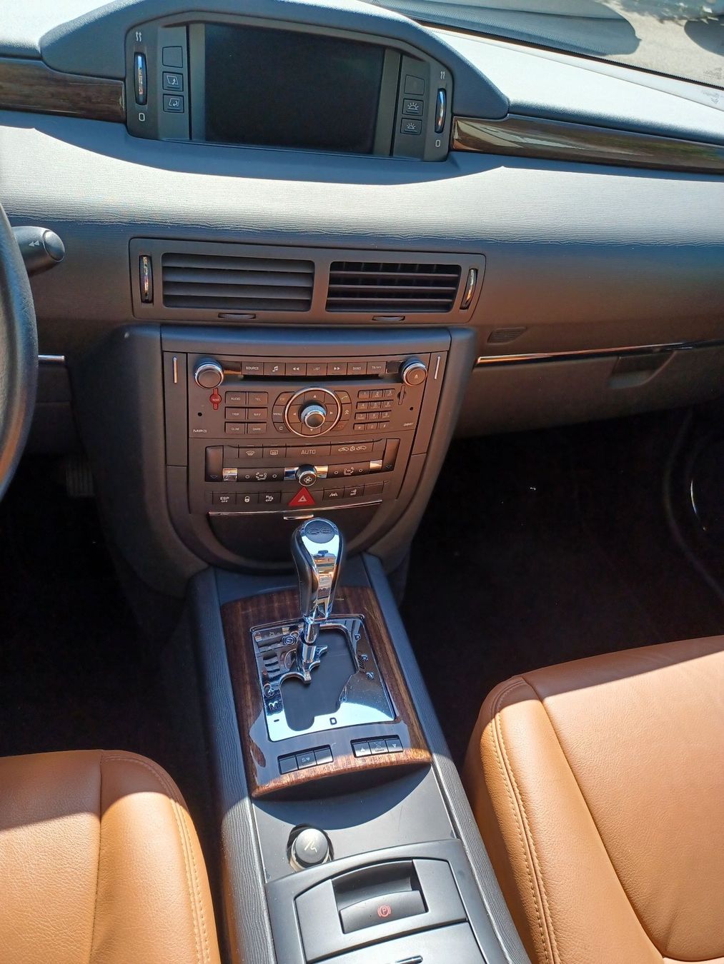 Citroën Automobili: CITROEN C6 Sedan 3.0 HDi V6 Exclusive Automatic – Usato da Zufikon venduto da Jimbojohnson 5