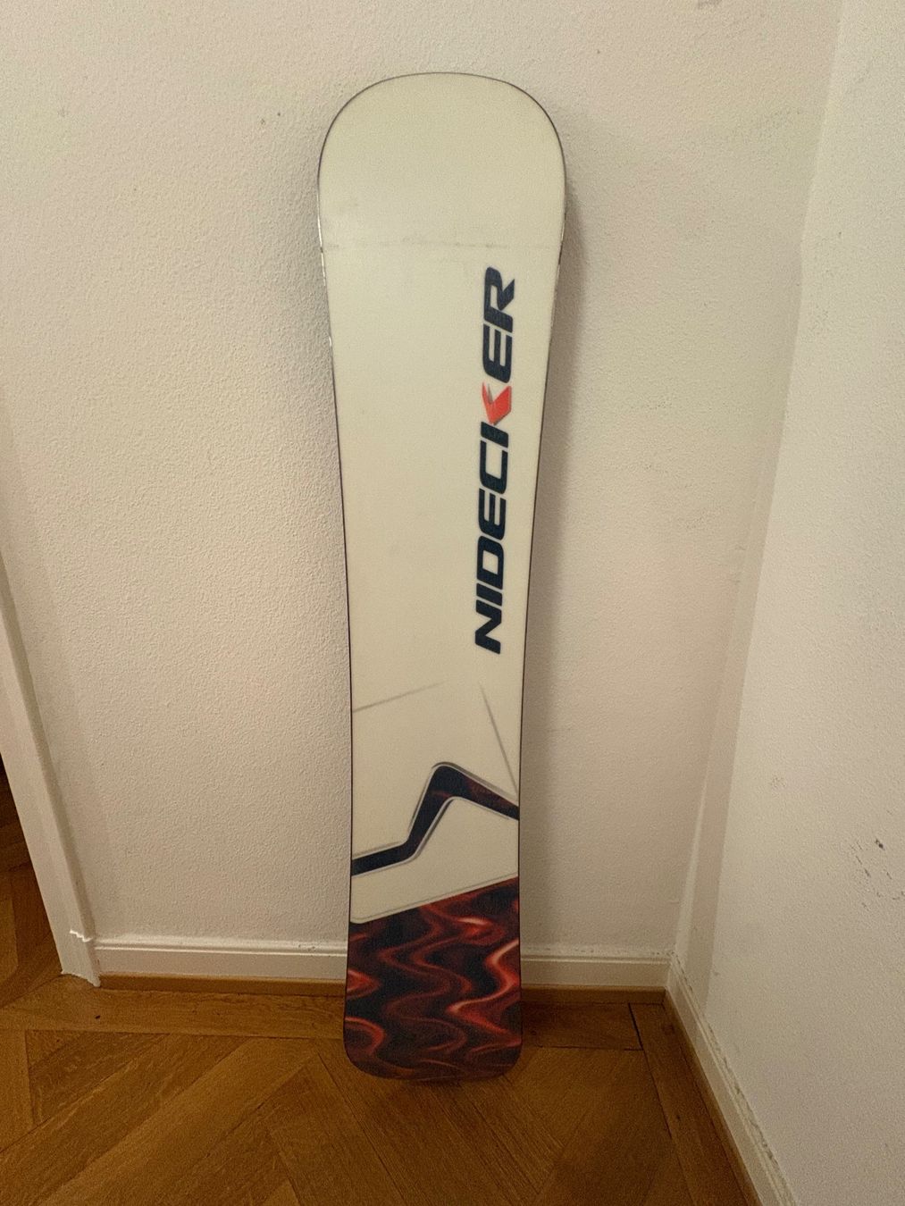 Board: Snowboard Nidecker Plasma sans fixations – Usato da Lausanne venduto da lit_59qr 1