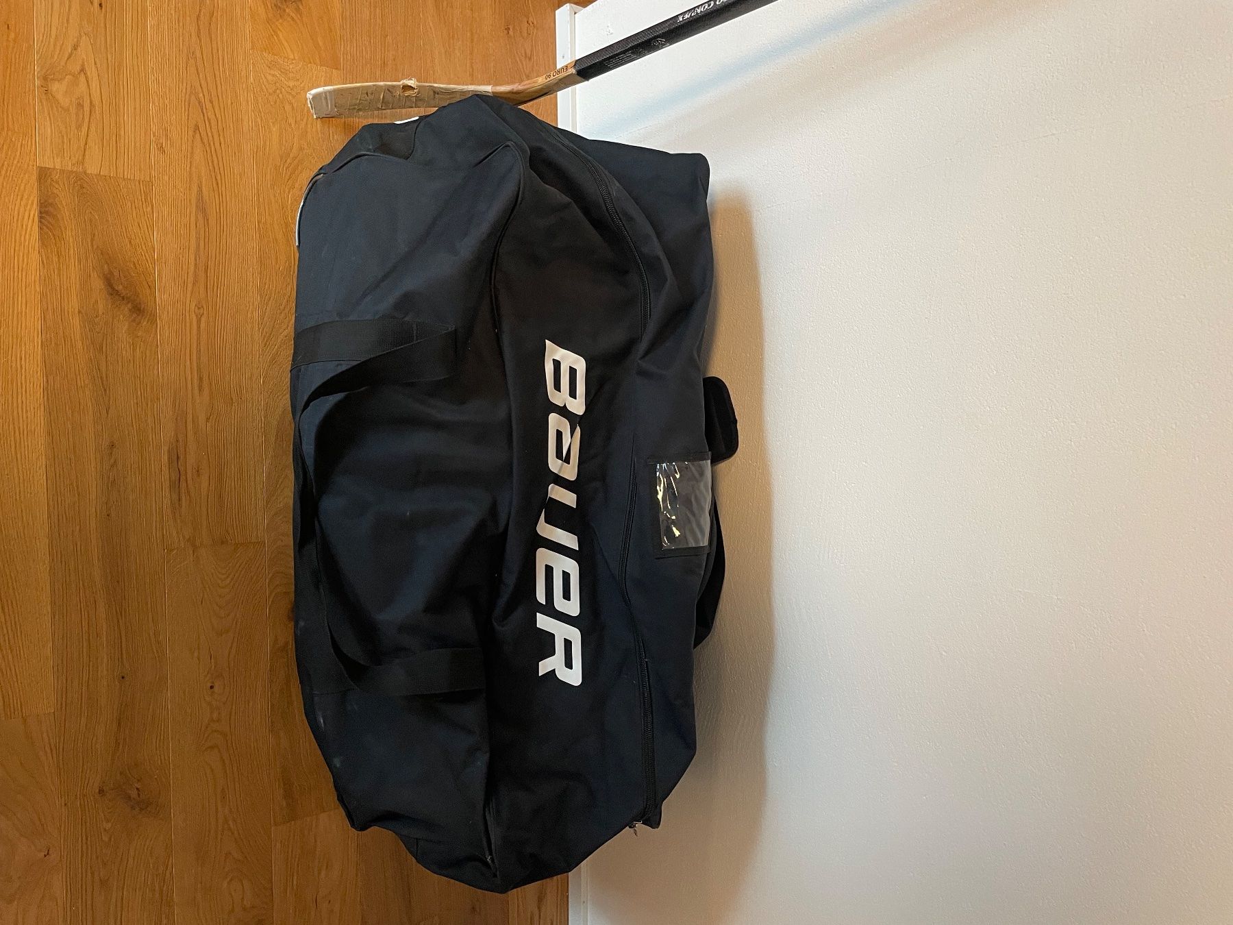 Schutz & Schoner: Eishockey Ausrüstung kompl. – Gebraucht aus Buchs SG von Gafi30 2