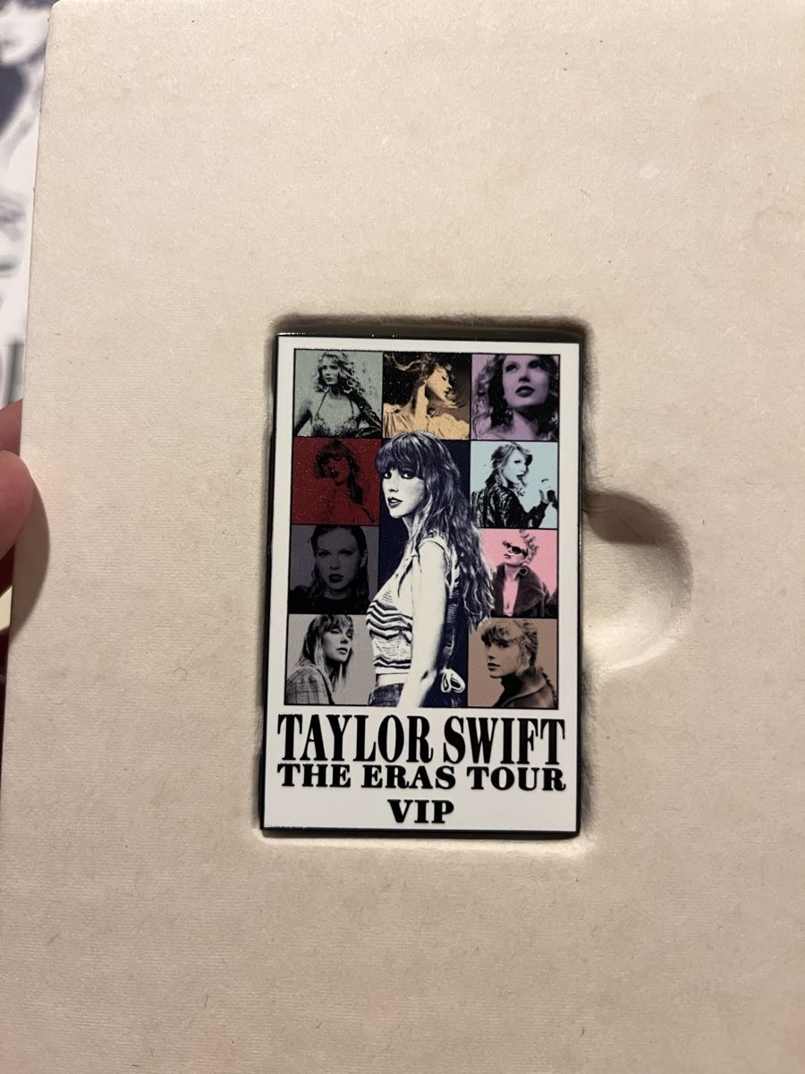 Tutte le decorazioni: Taylor Swift VIP box new  – Nuovo (secondo la descrizione) da Zürich venduto da Leo.box 1