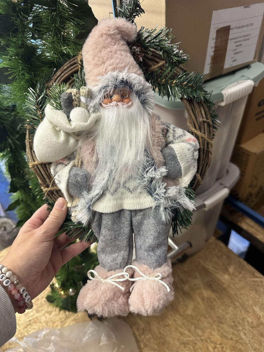 Toutes les décorations: Weihnachtskranz Neuwertig – D'occasion à Sevelen par Stopglobal. 1