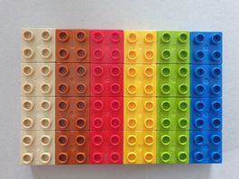 Lego Duplo (I69) 24 Bausteine 2x2 Noppen