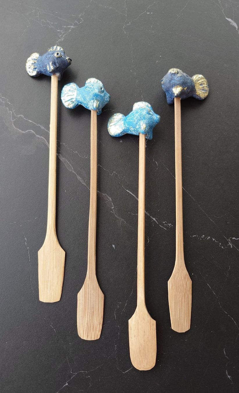 Tutte le decorazioni: 4 lustige Cocktail, Swizzle oder Deko FischStäbchen – Usato da Neuhausen venduto da MonoCeros 1