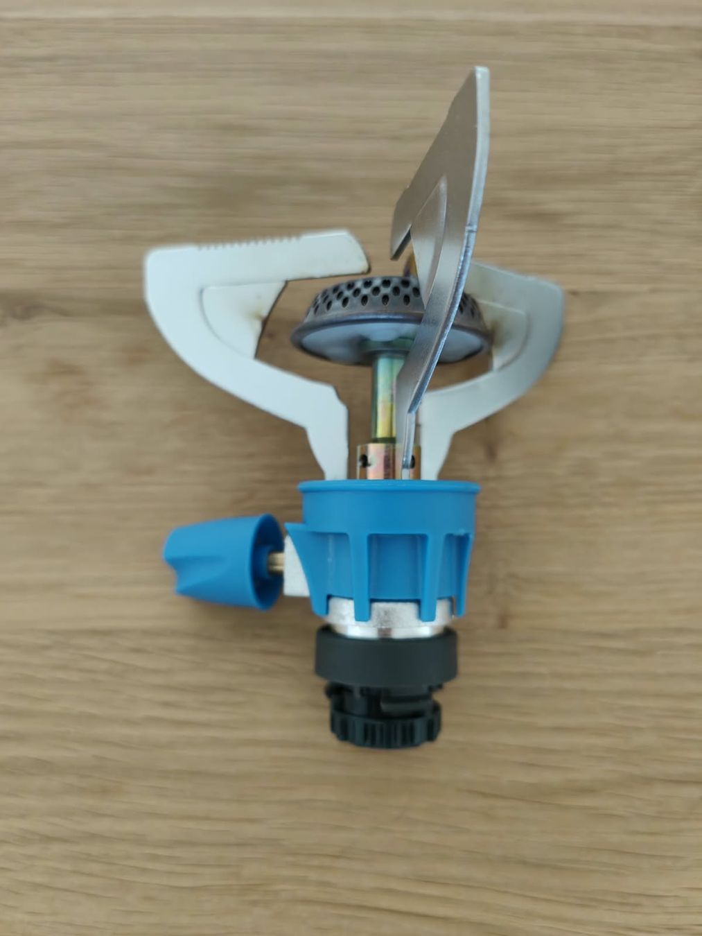 Decathlon Cuisines complètes: Campinggaskocher inkl. 2 Gaskartuschen – D'occasion à Rothrist par chbluemli 1