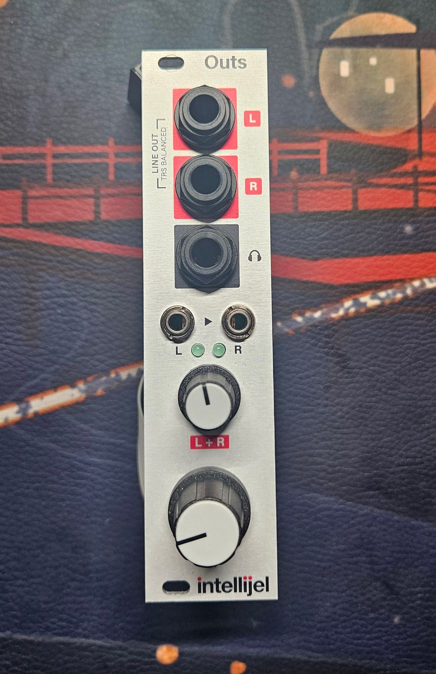 Musikinstrumente: Intellijel Designs Outs – Gebraucht aus Thalwil von evg_c5zf