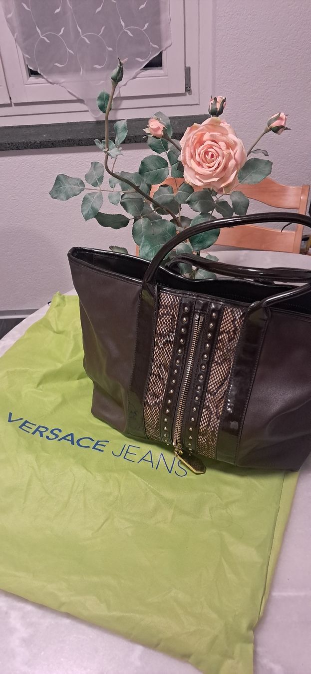 Versace Borse da donna: Versace Tasche Braun - Herbst Look! – Usato da Interlaken venduto da lie_8shj