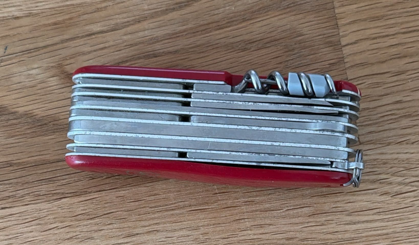 Victorinox Couteaux de poche: VICTORINOX TASCHENMESSER – D'occasion à Zürich par Frei-Occasionen 4