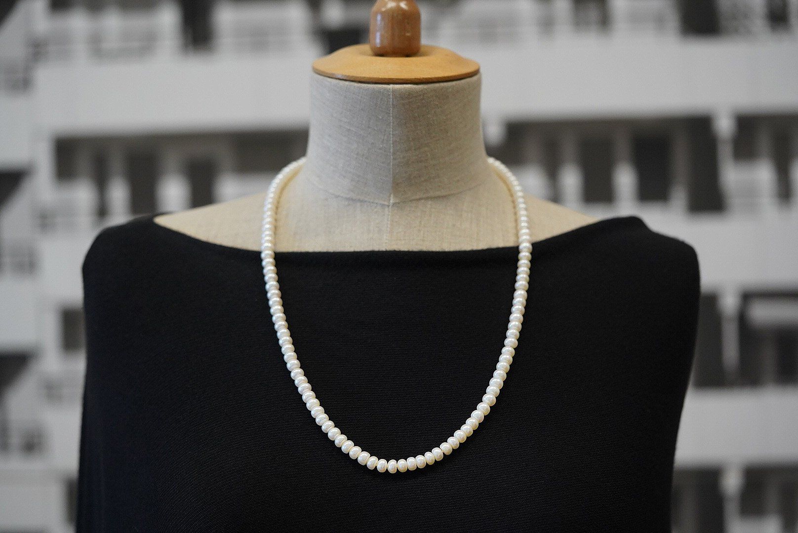 Catenine: Perlenkette mit 18k Gelbgoldverschluss – Usato da Bülach venduto da Re-Jewelled 5