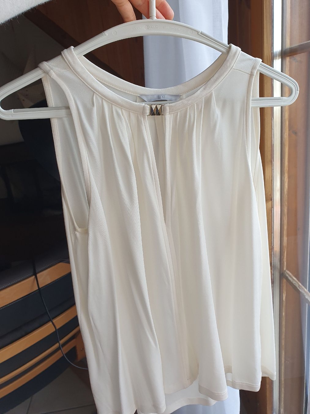 H&M Blusen: Wunderschöne, weisse Bluse (H&M) Grösse S – Gebraucht aus Unterlunkhofen von SophieS.