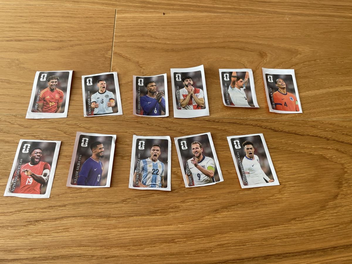 Sticker: 11 Coca Cola Sticker 2026 – Nuovo e nell'imballaggio originale da Berg TG venduto da Goldfroeschli