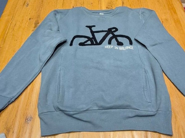 Lotti & Set di vestiti: 146/152 - Grösse, 3er SET Kinder Pullover Jungen – Usato da Nottwil venduto da echtMOMO 5