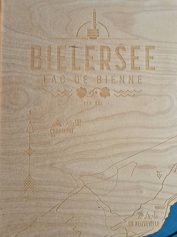 Posters & Illustrations: Swiss Wood Map Bielersee – D'occasion à Rapperswil BE par Cooper1275 1