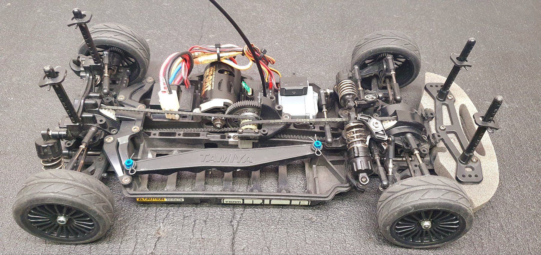 Tamiya Modellismo RC: Tamiya TA05 IFS – Usato da Aesch BL venduto da SPORT-RC-Model2020 2