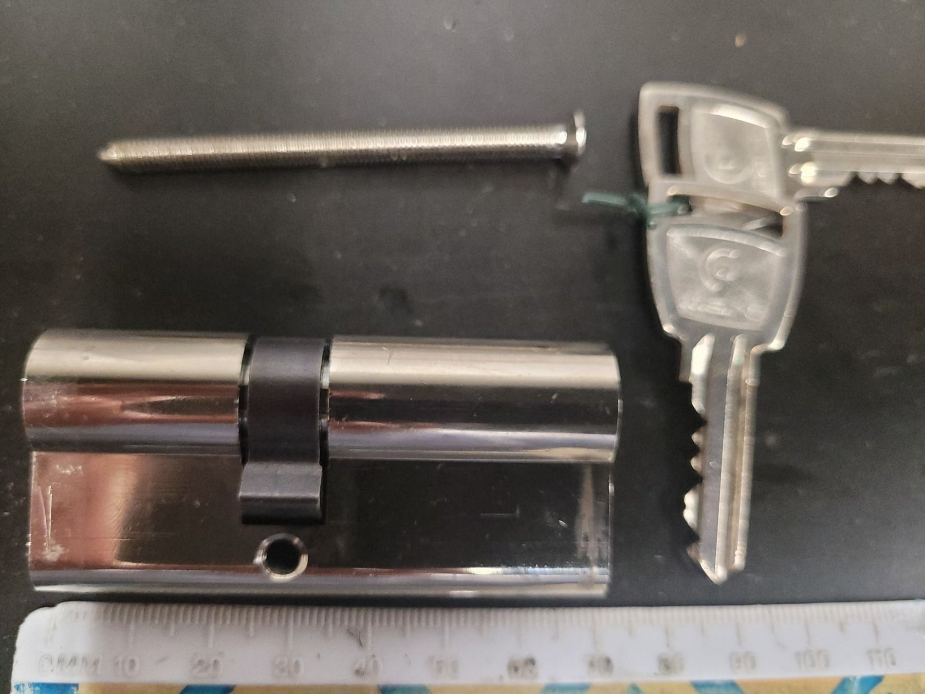Sonstige Elektronik: Cylindre 70mm 30/40 avec 2 clefs – Gebraucht aus Courtaman von Bluejazz
