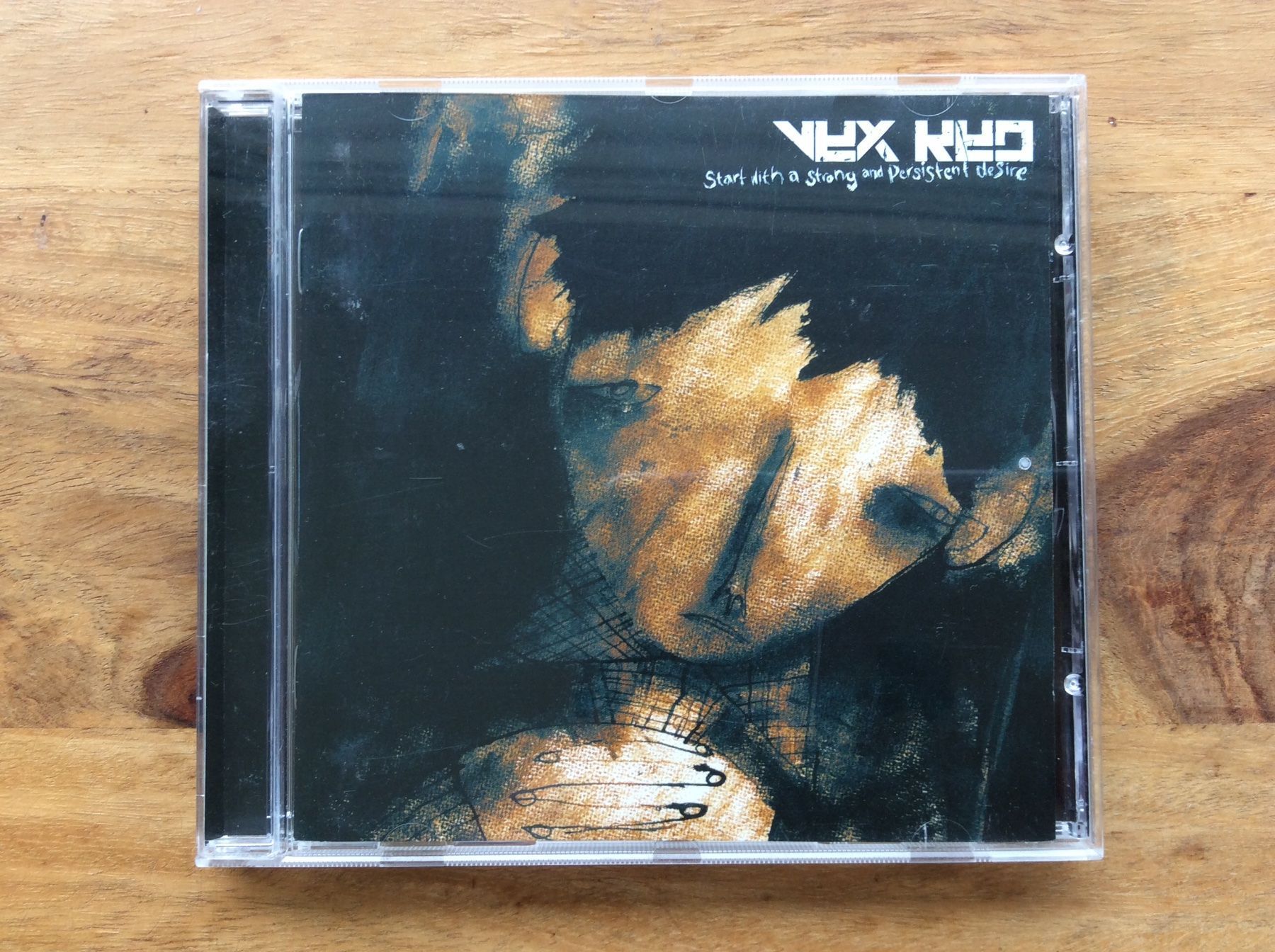 CD: Vex Red - Start With A Strong And Persistent Desire – Usato da Horgen venduto da flyingpenguin2000