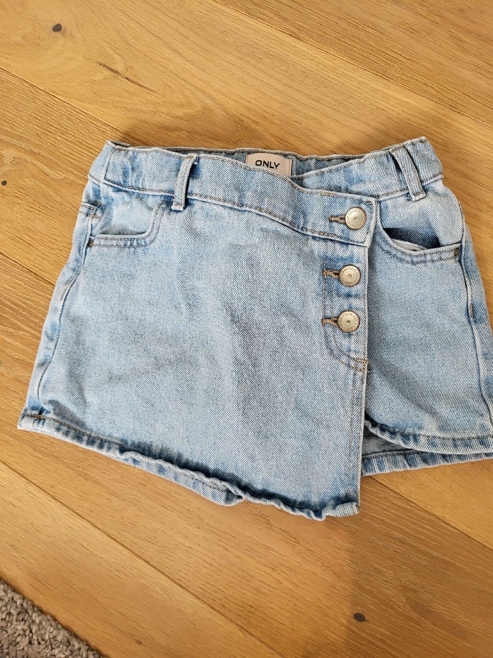 Only Pantalons: Skort Only – D'occasion à Bassersdorf par PinkGirl07