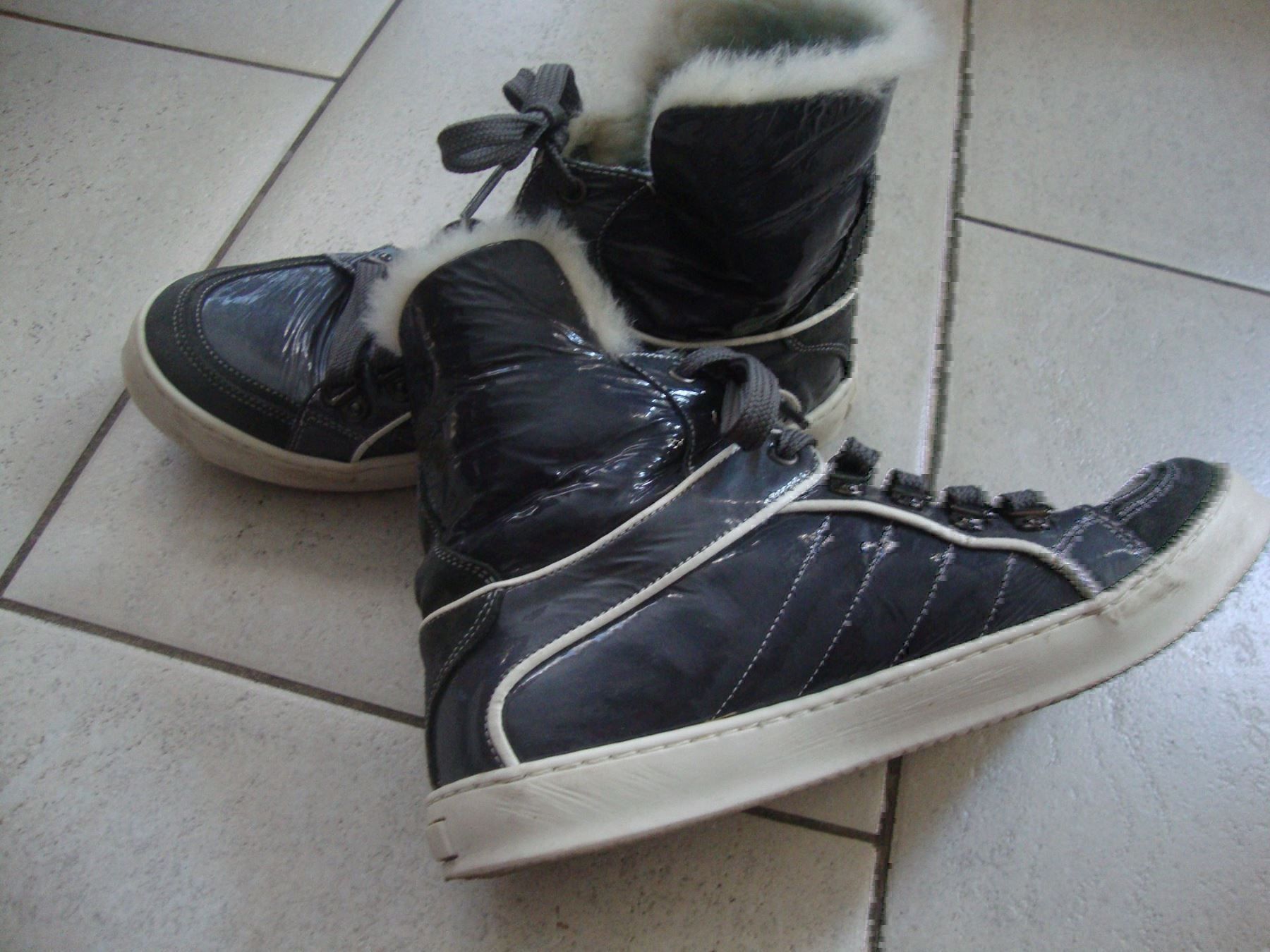 Damenschuhe: WALK SAFARI SNEAKERS GR.39 – Gebraucht aus Rotkreuz von Samballi 2
