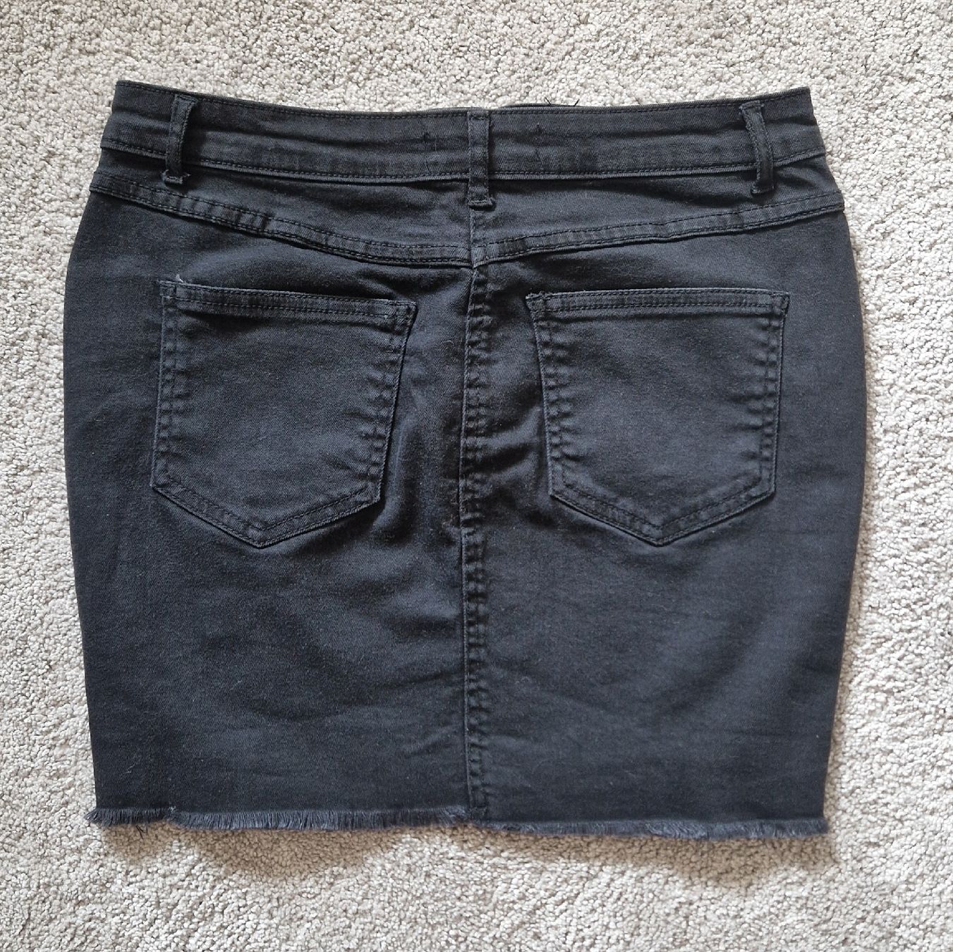 Gonne: Schwarzer Denim-Rock. Größe S-M. – Usato da Zug venduto da opo_cy5d 2