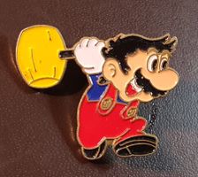 N114 - Pin Nintendo Super Mario mit Hammer