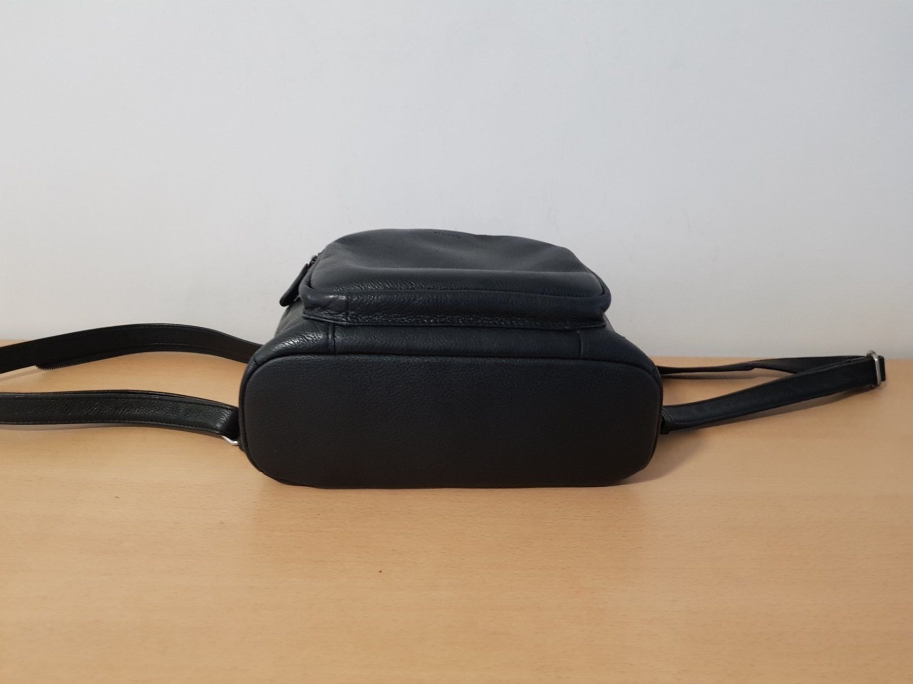 Picard Zaini: Picard Leder Rucksack Schwarz – Usato da Basel venduto da Birs868 4